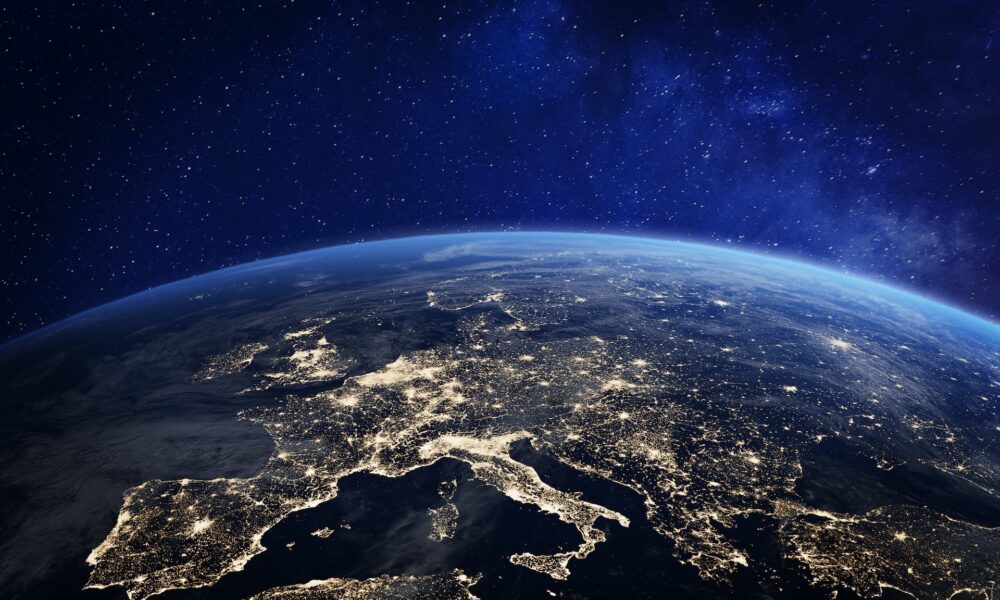 Gubernator BOK poprowadzi globalne rozmowy finansowe i zaprezentuje CBDC na Festiwalu FinTech w Singapurze.